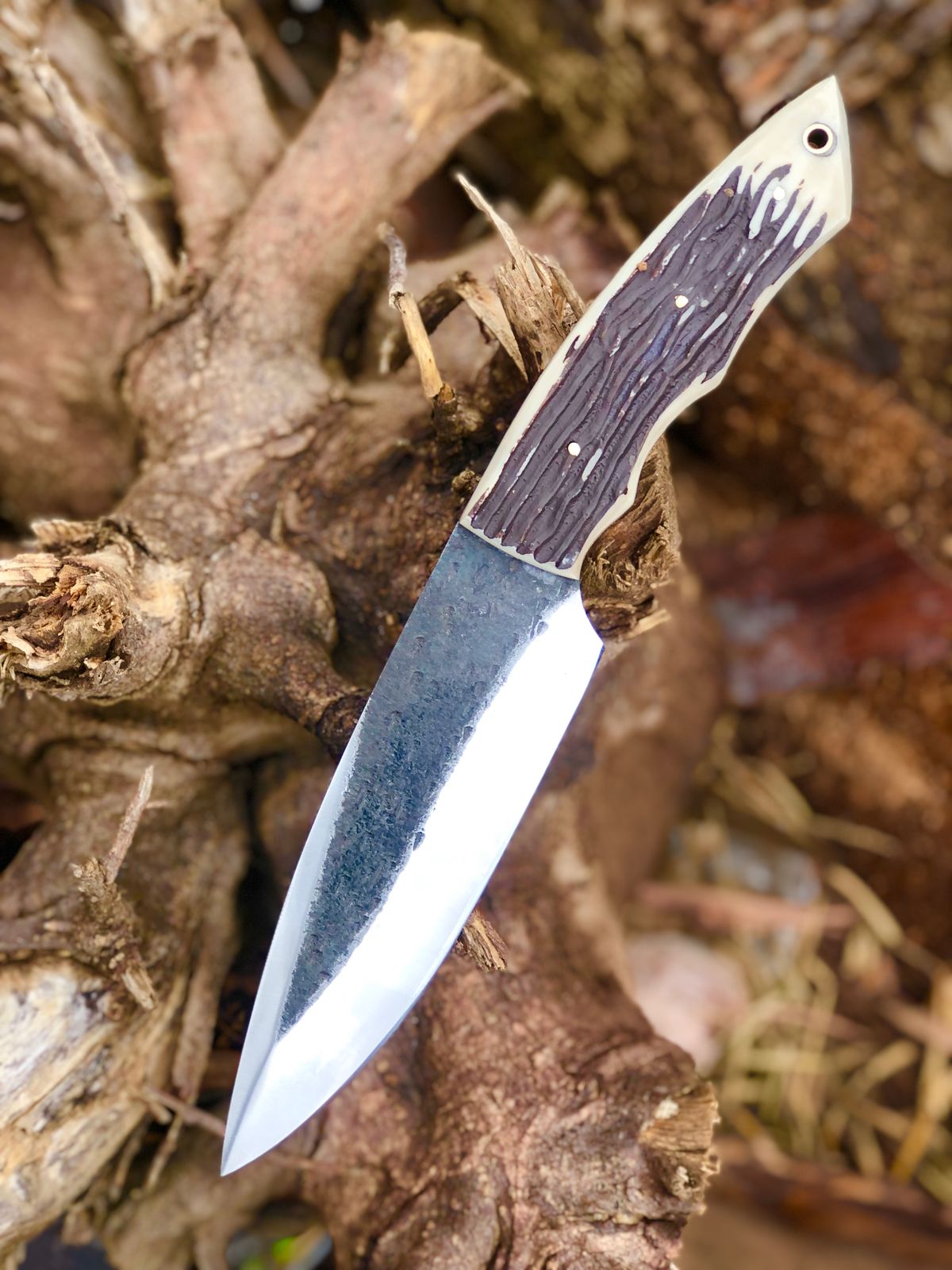 CUSTOM HANDMADE CARBON STEEL BLADE HUNTING BOWIE KNIFE STAG/ANTLER HANDLE WITH LEATHER SHEATH