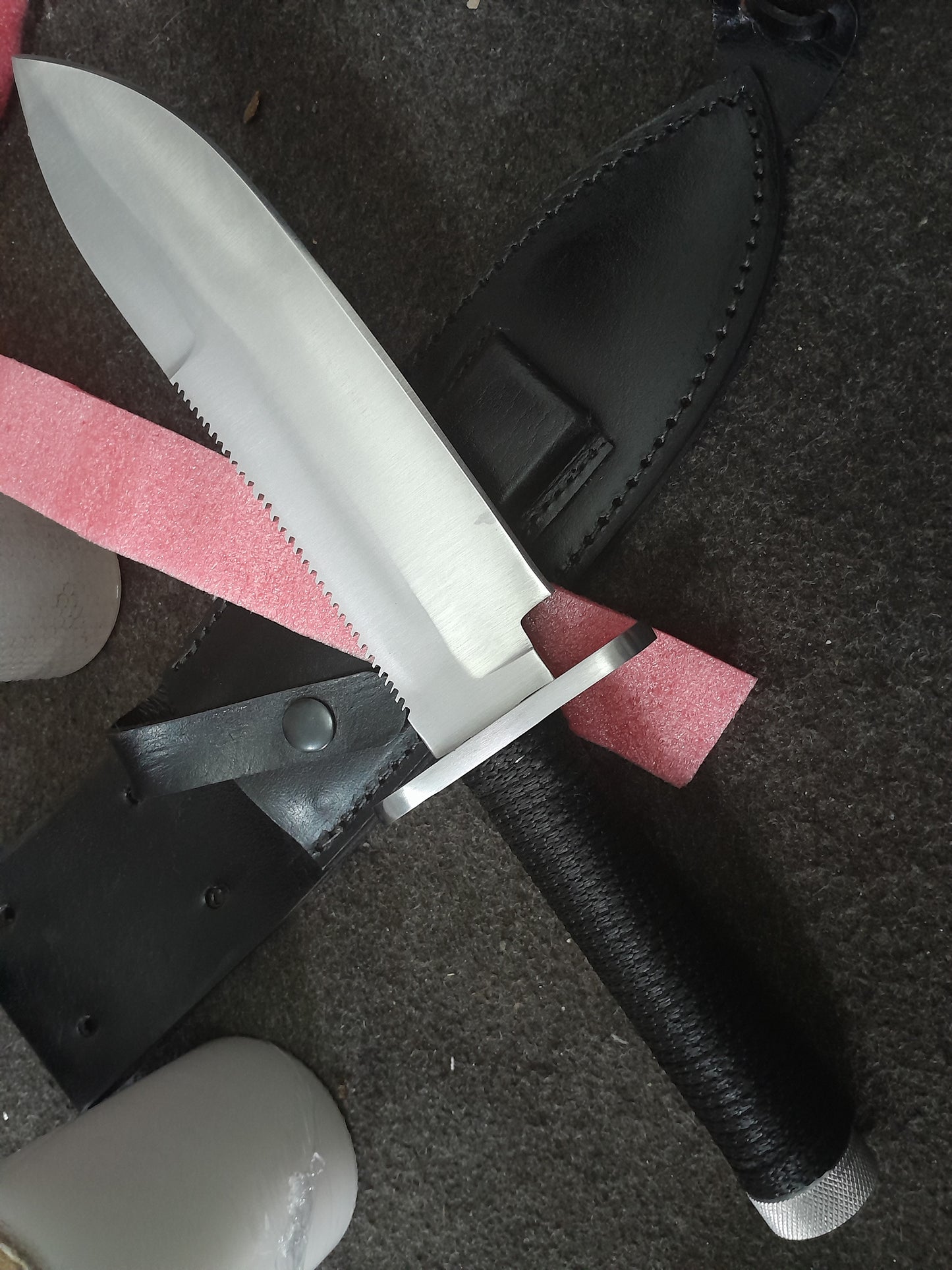CUSTOM HANDMADE D2 TOOL STEEL BLADE HUNTING SURVIVAL CAMPING BOWIE KNIFE CORD WRAPPED HANDLE WITH LEATHER SHEATH