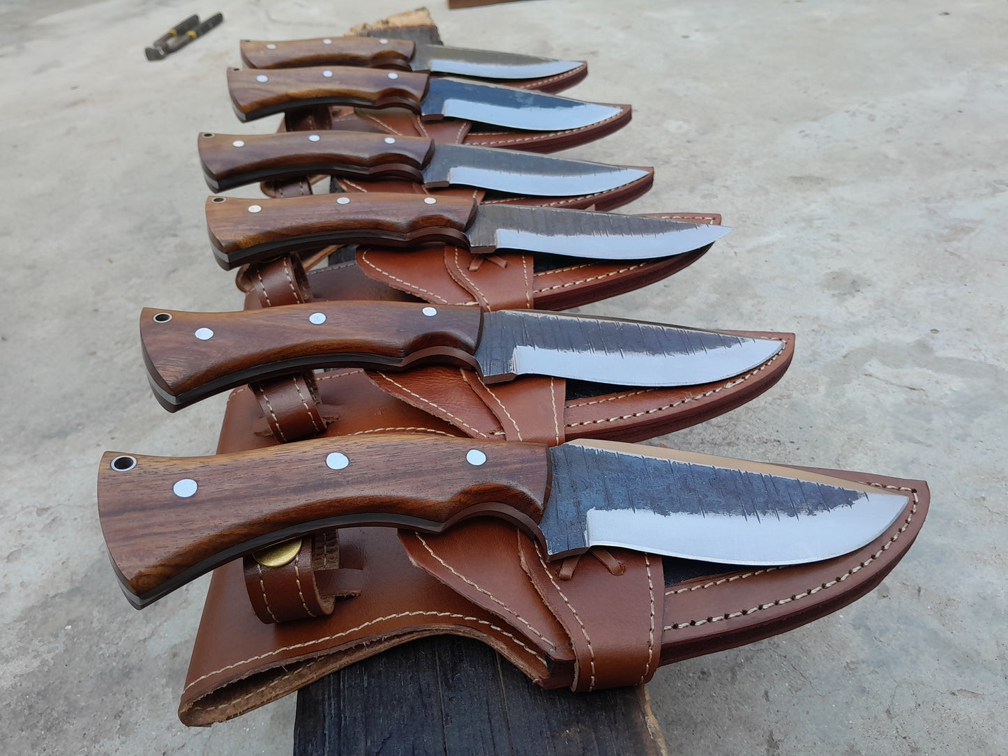 CUSTOM HANDMADE SET OF 6 CARBON STEEL BLADES HUNTING SURVIVAL CAMPING KNIVES WOODEN HANDLES WITH LEATHER SHEATHS