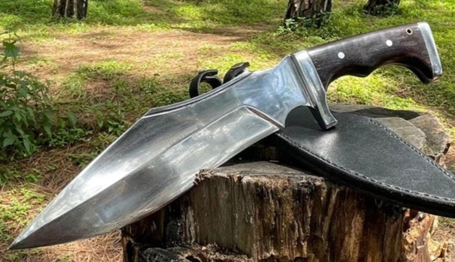 CUSTOM HANDMADE SPRING LEAF CARBON STEEL BLADE HUNTING SURVIVAL CAMPING BOWIE KNIFE WOODEN HANDLE WITH LEATHER SHEATH