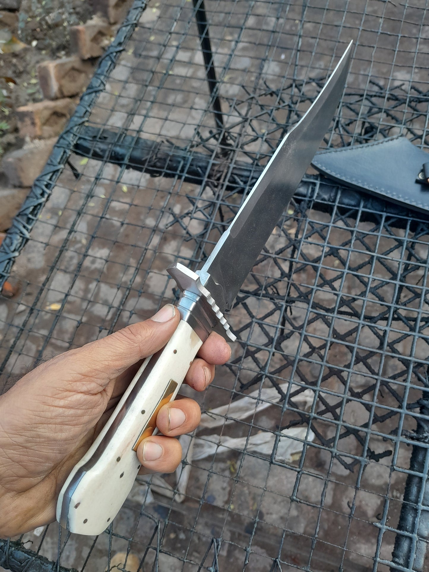 CUSTOM HANDMADE CARBON STEEL BLADE HUNTING SURVIVAL CAMPING BOWIE KNIFE BONE HANDLE WITH LEATHER SHEATH