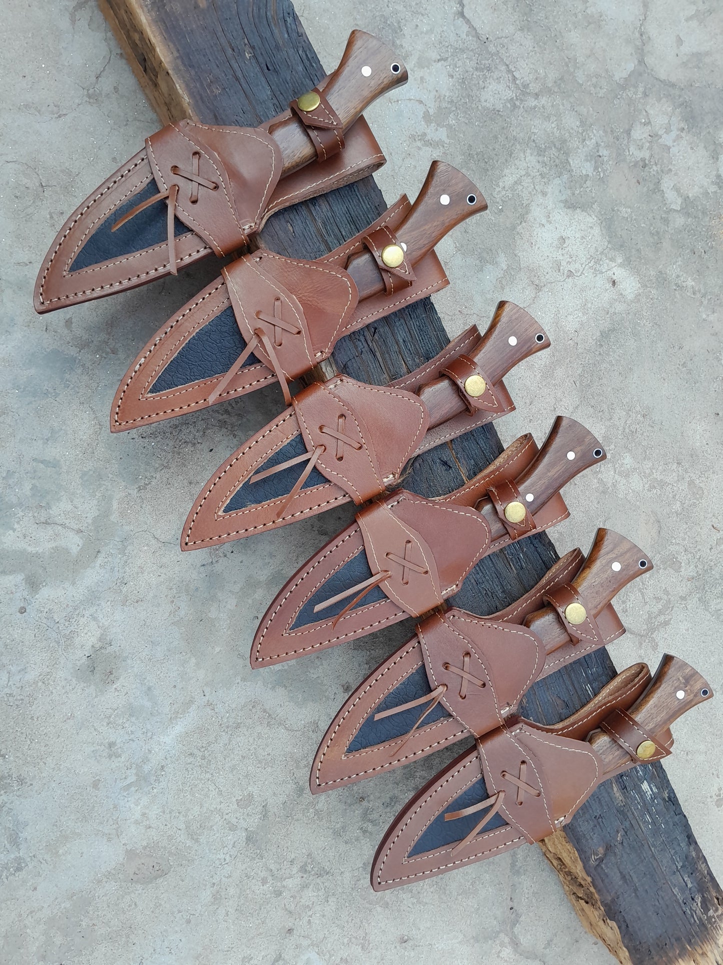 CUSTOM HANDMADE SET OF 6 CARBON STEEL BLADES HUNTING SURVIVAL CAMPING KNIVES WOODEN HANDLES WITH LEATHER SHEATHS
