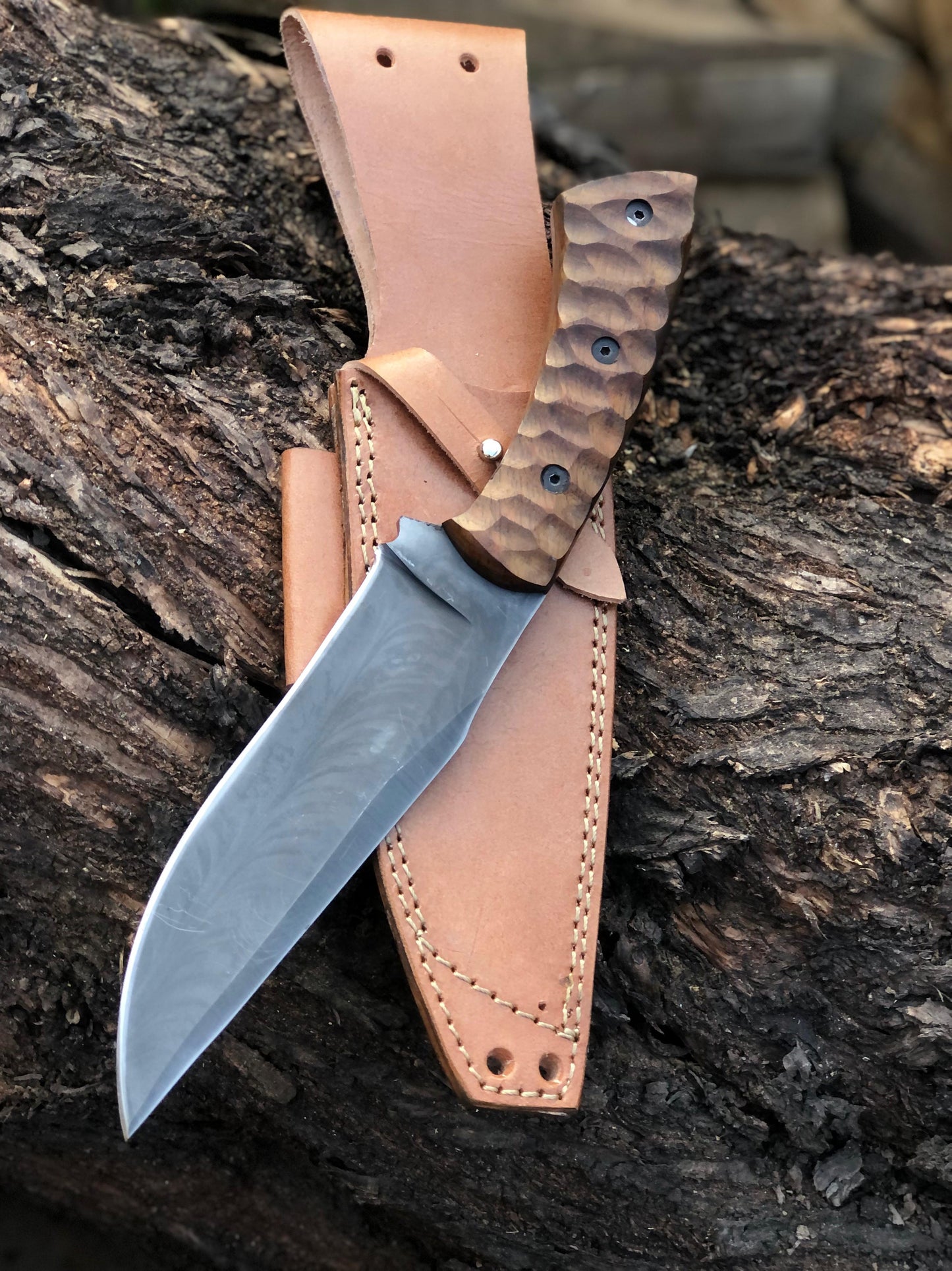 CUSTOM HANDMADE CARBON STEEL BLADE HUNTING BOWIE KNIFE WOODEN HANDLE WITH LEATHER SHEATH