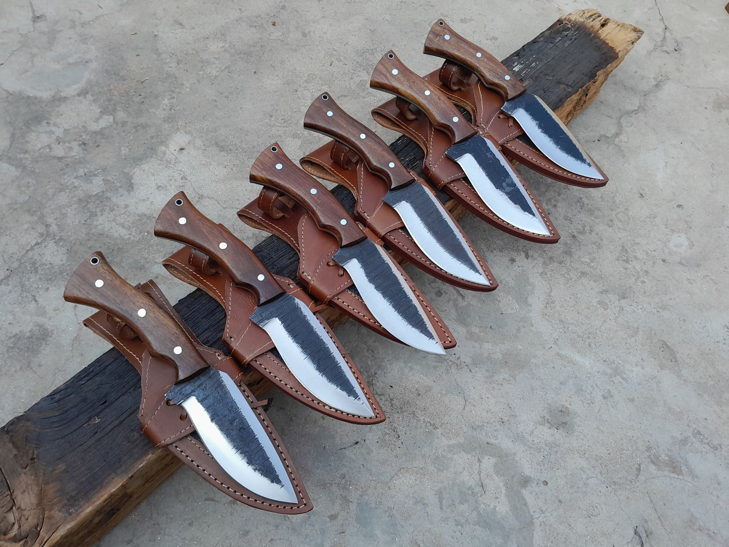 CUSTOM HANDMADE SET OF 6 CARBON STEEL BLADES HUNTING SURVIVAL CAMPING KNIVES WOODEN HANDLES WITH LEATHER SHEATHS