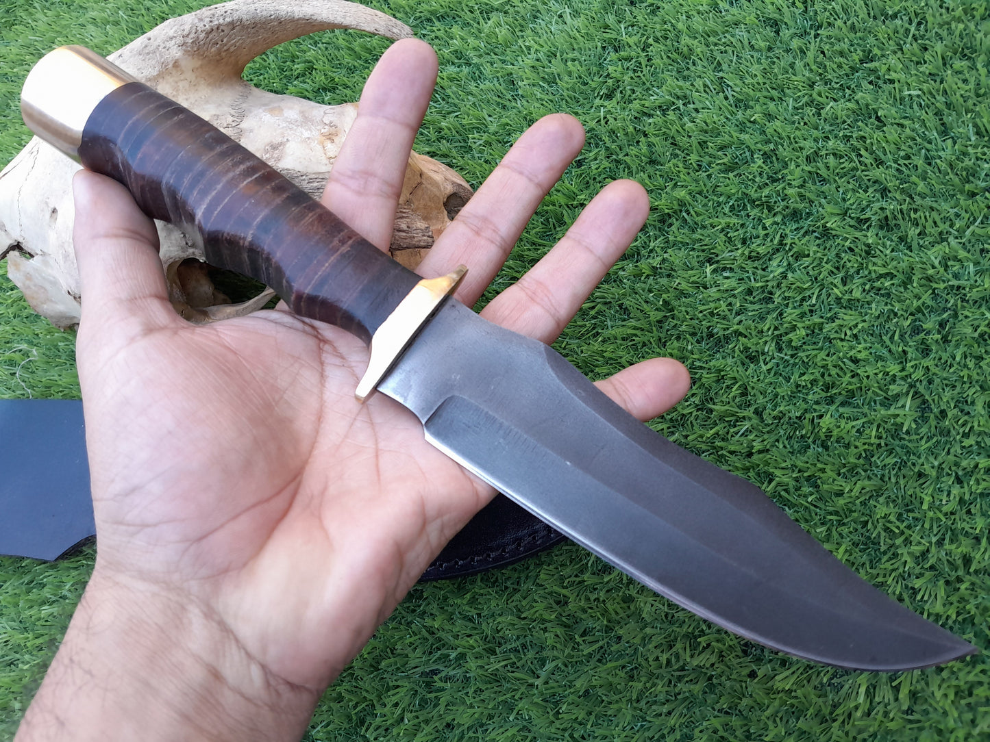 CUSTOM HANDMADE CARBON STEEL BLADE HUNTING SURVIVAL CAMPING BOWIE KNIFE LEATHER HANDLE WITH LEATHER SHEATH