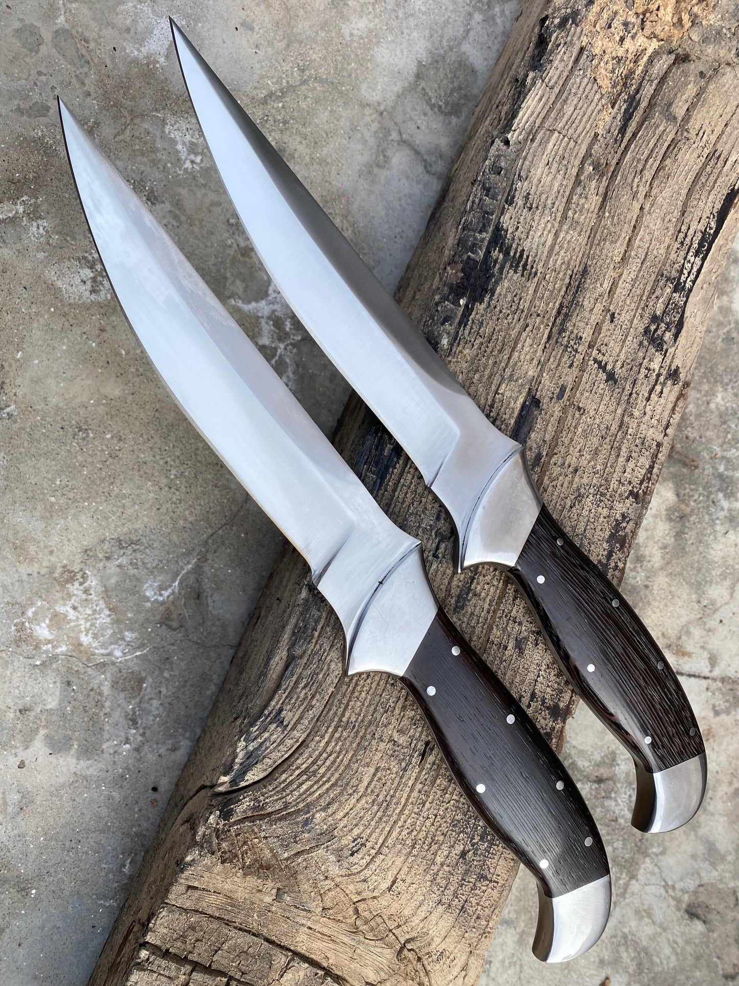 CUSTOM HANDMADE CARBON STEEL HUNTING BOWIE KNIFE WITH WOODEN HANDLE + SHEATH