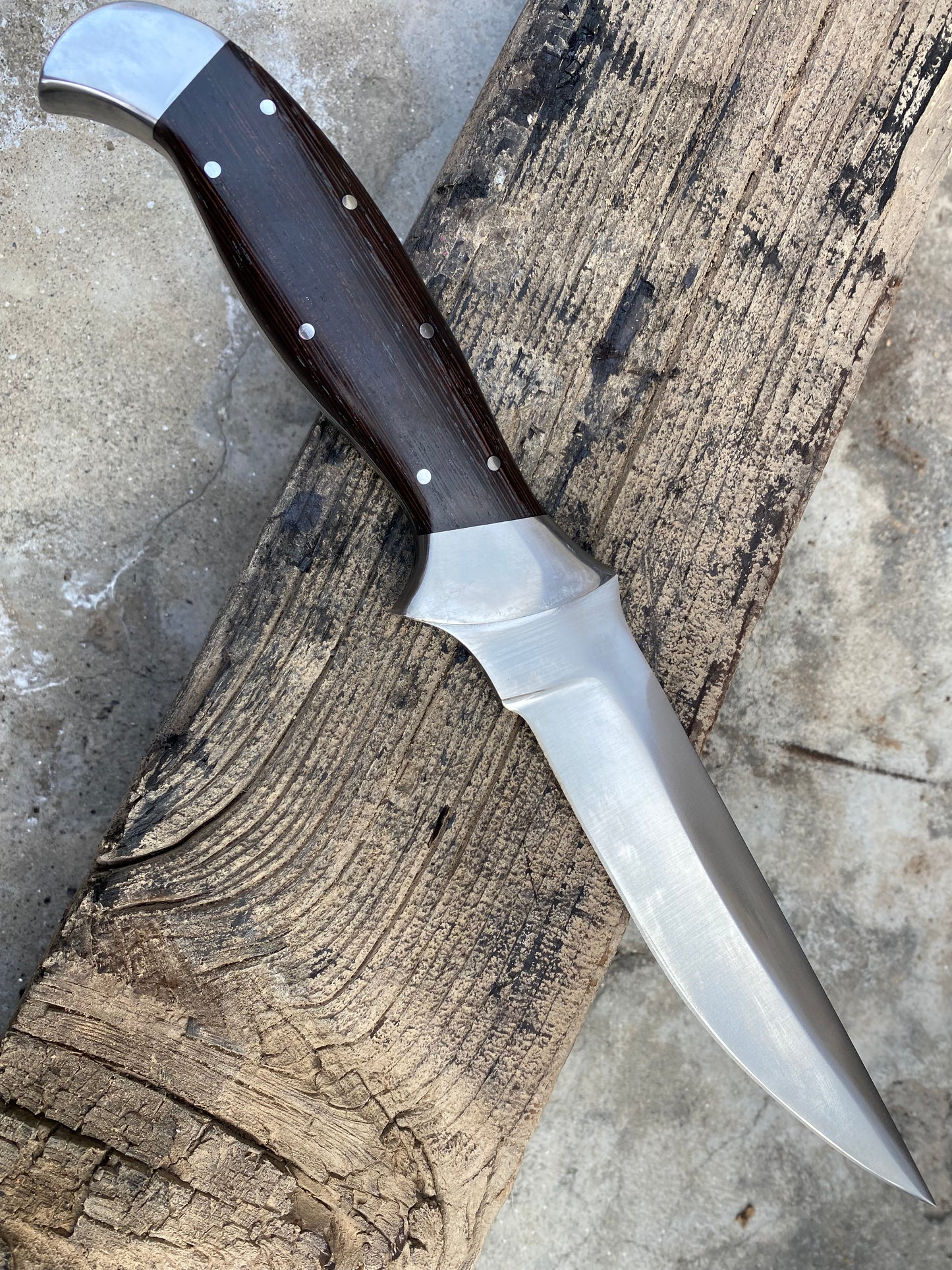 CUSTOM HANDMADE CARBON STEEL HUNTING BOWIE KNIFE WITH WOODEN HANDLE + SHEATH