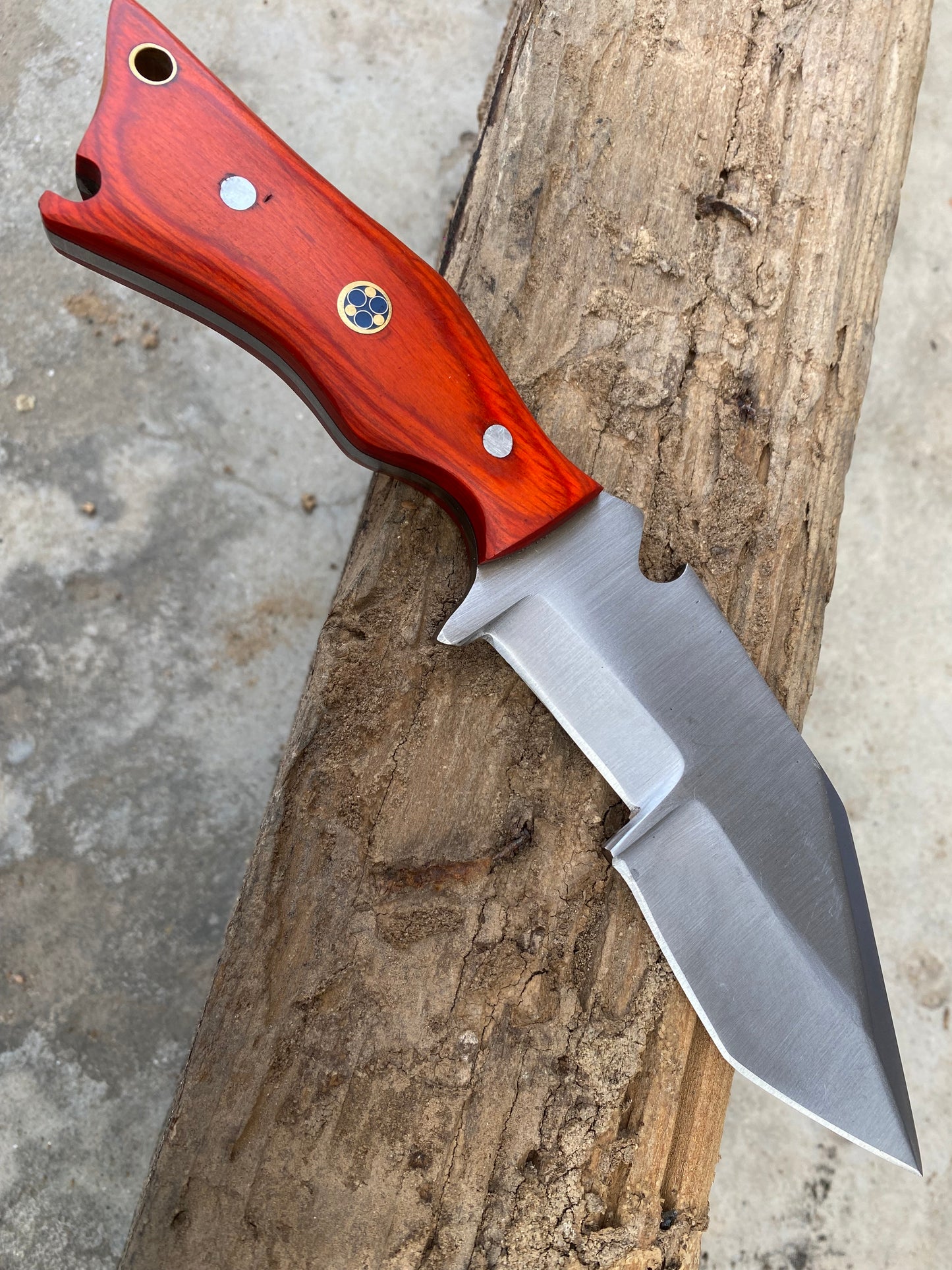 Custom Handmade J2 steel handmade hunting bowie knife with exquisite wooden handle and leather sheath