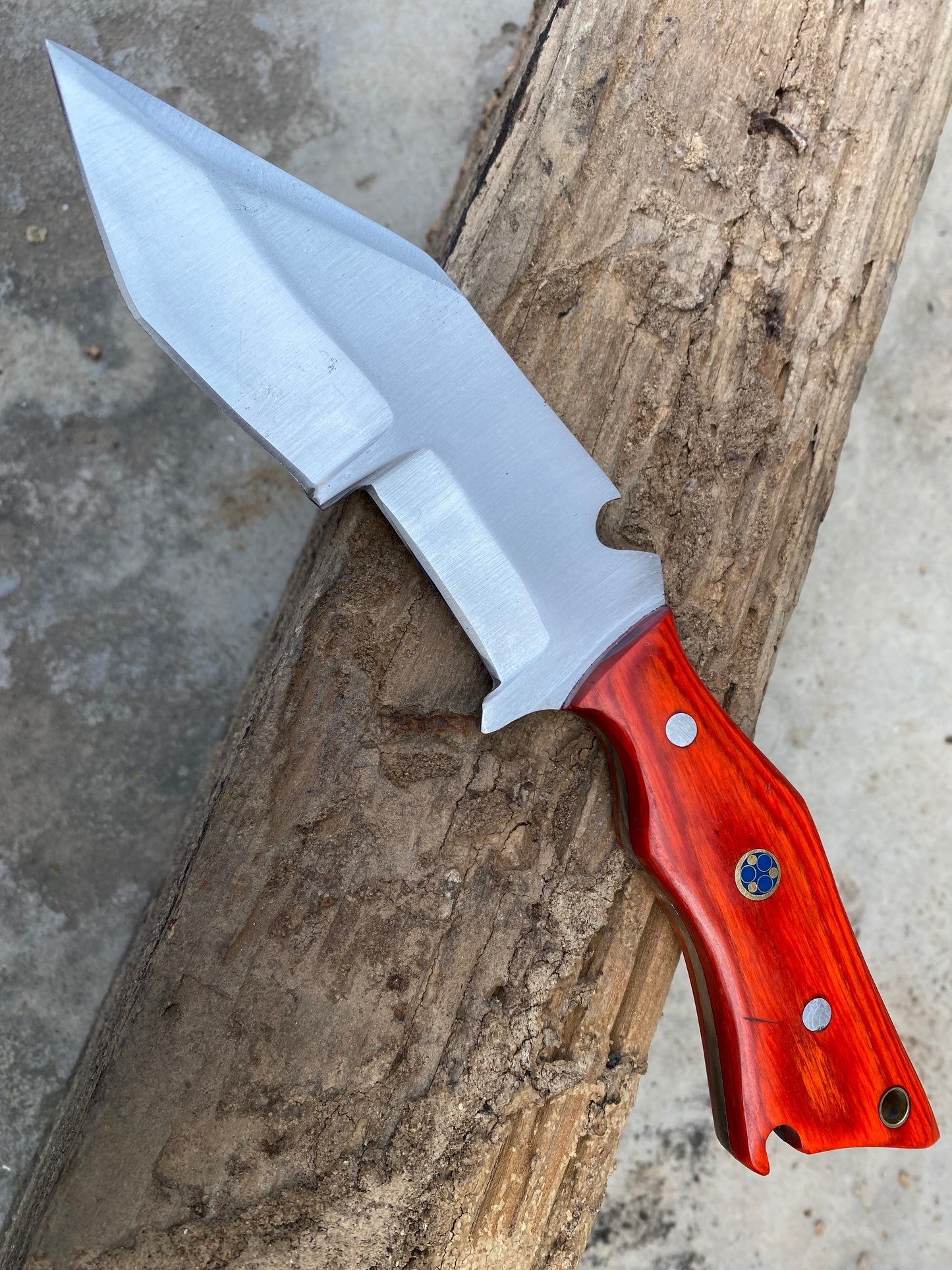 Custom Handmade J2 steel handmade hunting bowie knife with exquisite wooden handle and leather sheath