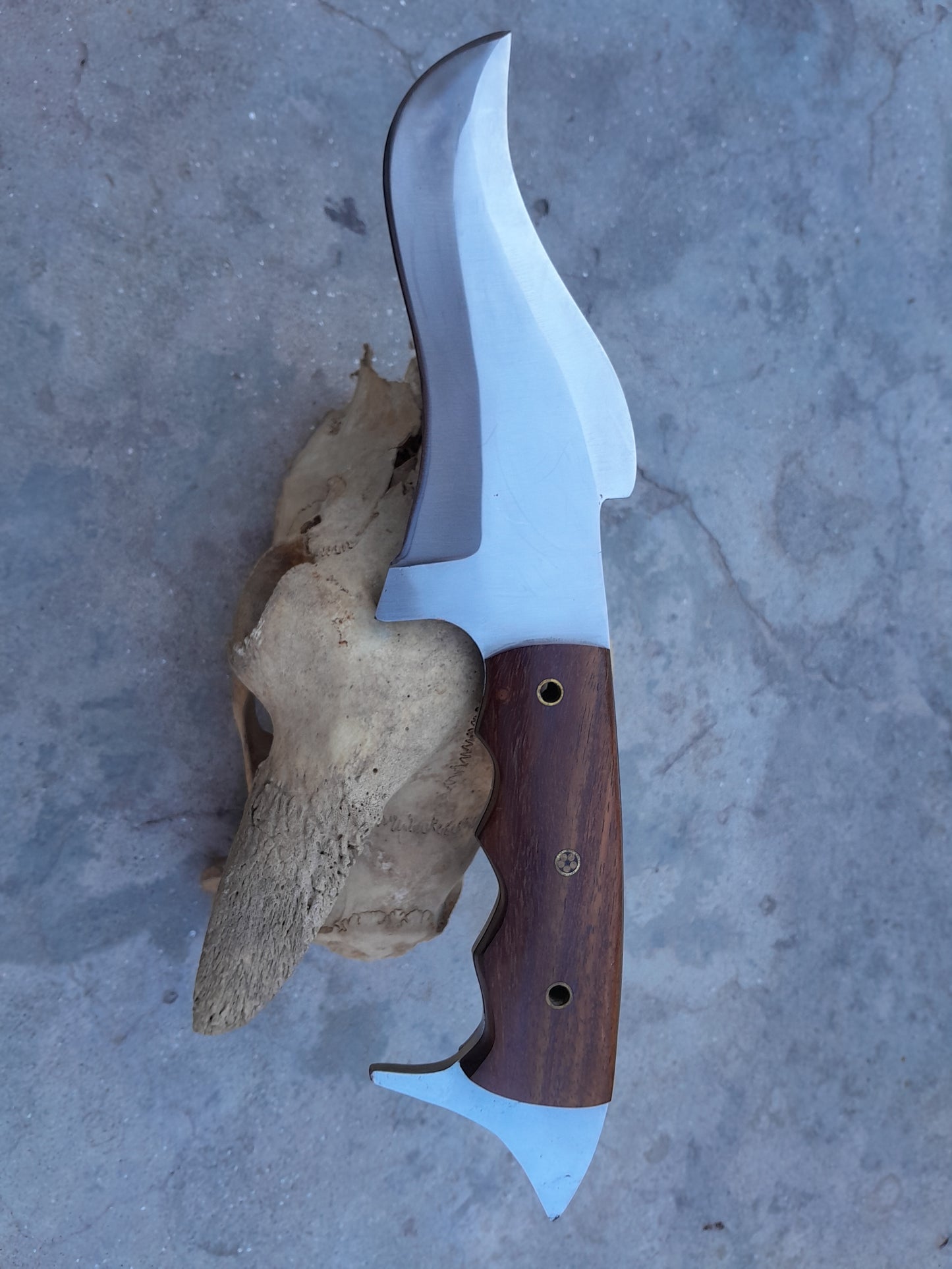 CUSTOM HANDMADE CARBON STEEL BLADE HUNTING BOWIE KNIFE WOODEN HANDLE WITH LEATHER SHEATH