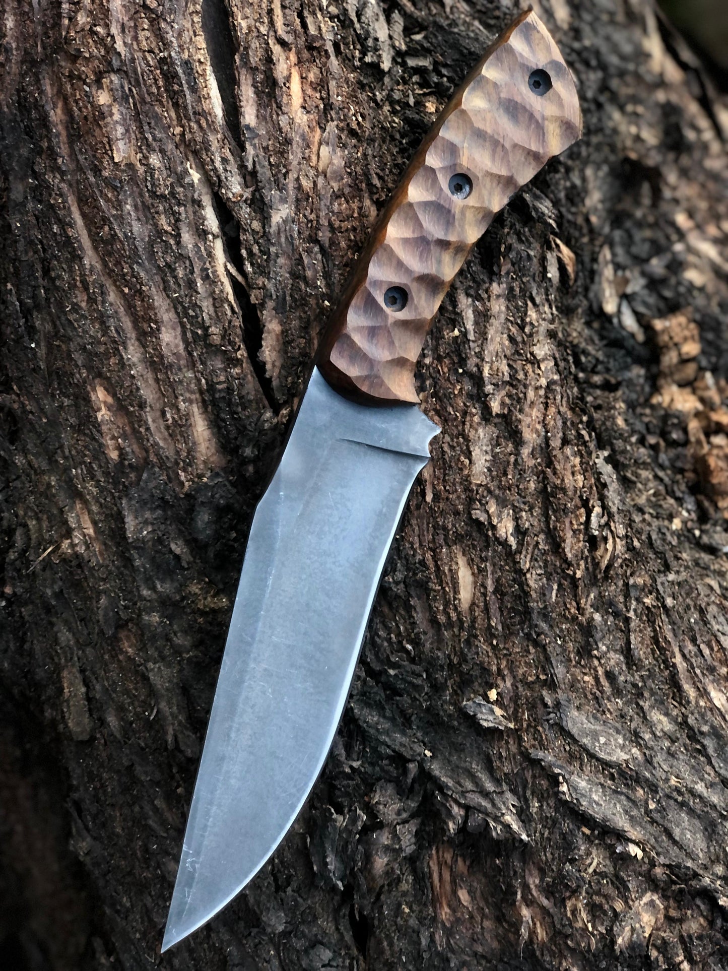 CUSTOM HANDMADE CARBON STEEL BLADE HUNTING BOWIE KNIFE WOODEN HANDLE WITH LEATHER SHEATH
