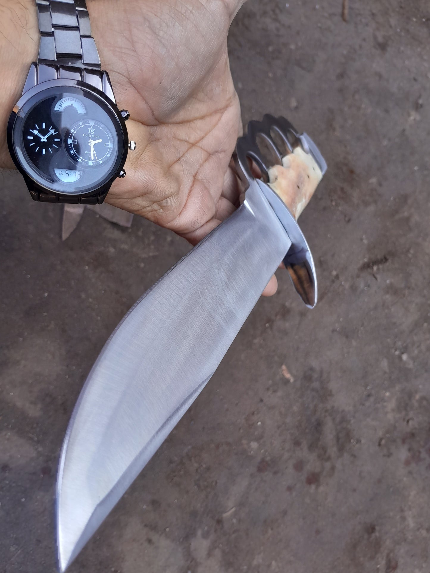 CUSTOM HANDMADE D2 TOOL STEEL BLADE HUNTING SURVIVAL CAMPING BOWIE KNIFE BONE HANDLE WITH LEATHER SHEATH