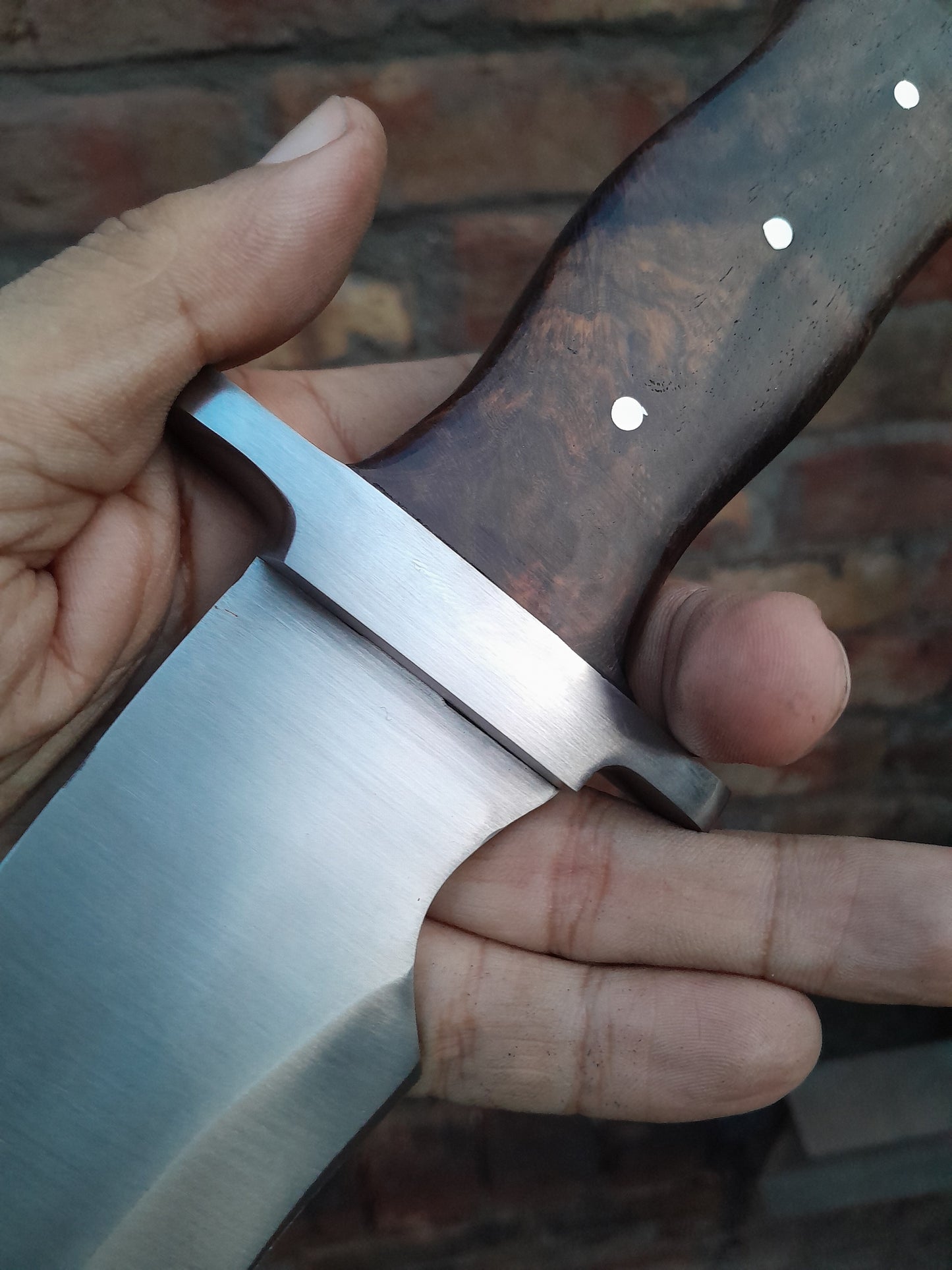 CUSTOM HANDMADE 1095 CARBON STEEL HUNTING SURVIVAL CAMPING BOWIE KNIFE WOODEN HANDLE WITH LEATHER SHEATH